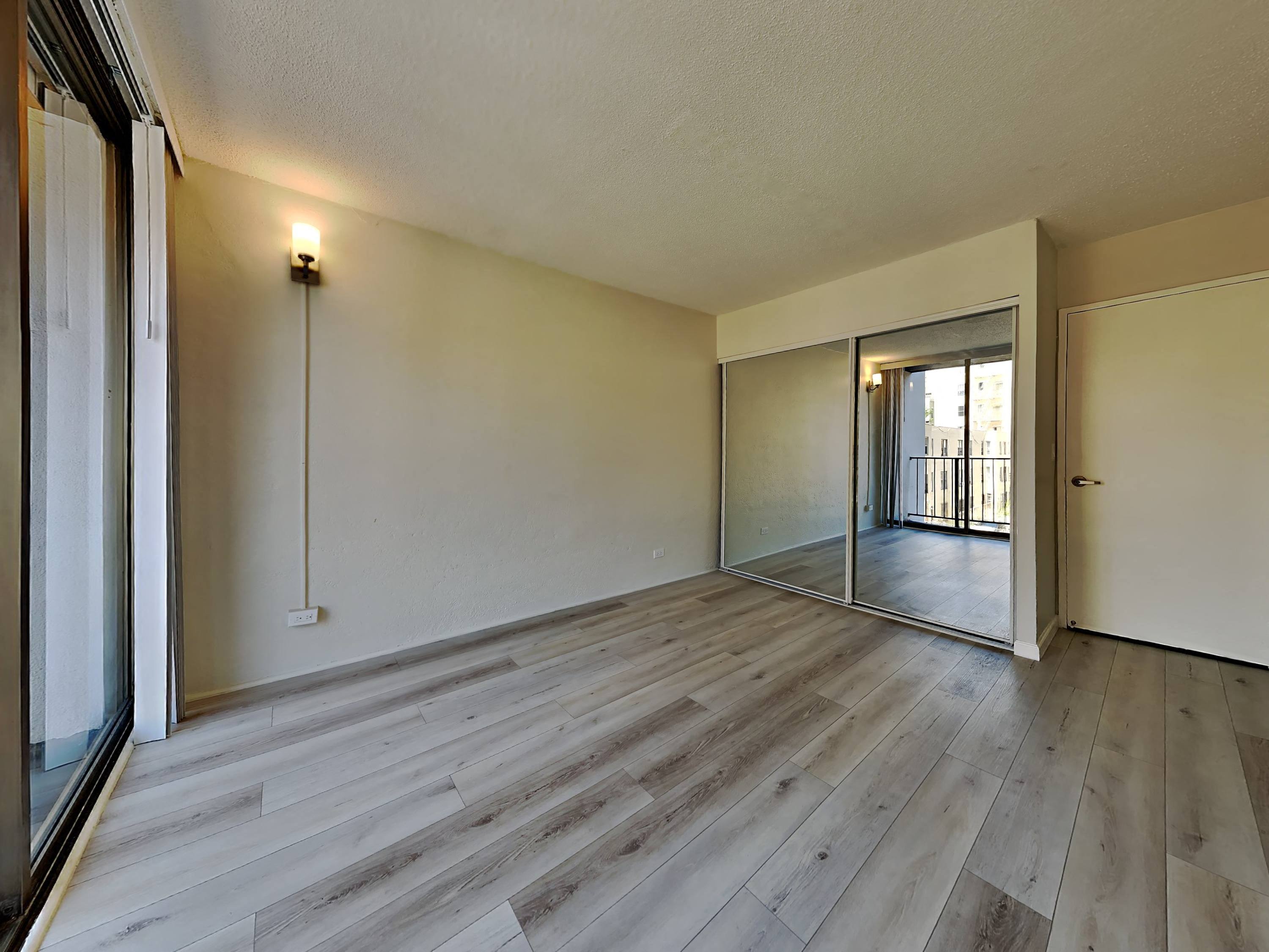 Mosser Towers Apartments photo 5